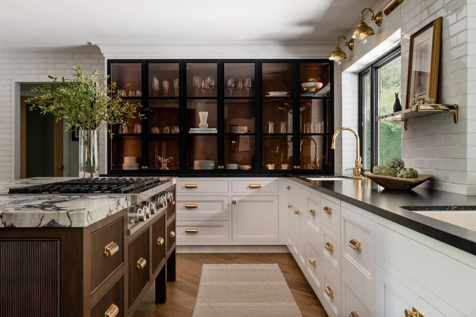 Colorful blue Dtuch Made wet bar